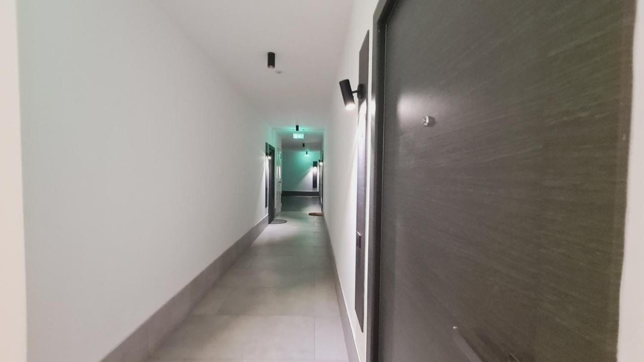 شقة 5* Luxury Near Avram Iancu Sq New. Private Parking كلوج-نابوكا المظهر الخارجي الصورة
